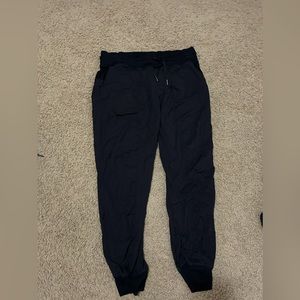 lululemon dance studio joggers 25” black